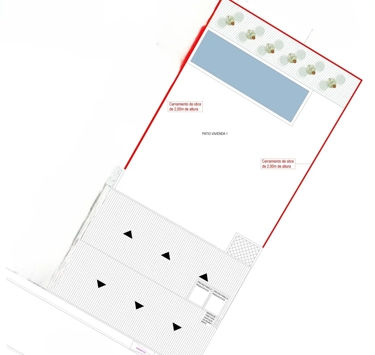 Casa con patio y piscina