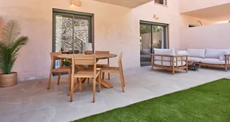 von_poll_real_estate_property_ES253745480_4_image_1