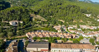 von_poll_real_estate_property_ES253745480_4_image_25