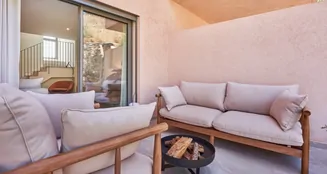 von_poll_real_estate_property_ES253745480_4_image_2