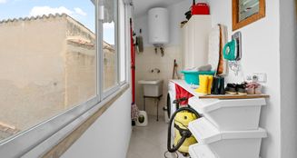 von_poll_real_estate_property_ES253745479_image_10