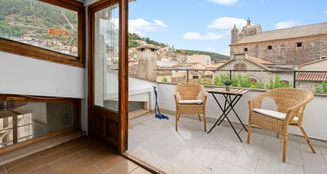 von_poll_real_estate_property_ES253745479_image_11
