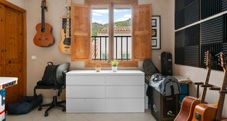 von_poll_real_estate_property_ES253745479_image_8