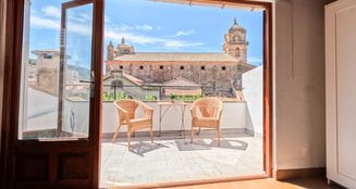 von_poll_real_estate_property_ES253745479_image_1