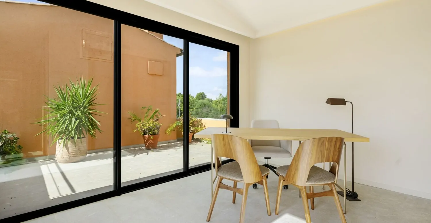 Oficina en la primera planta