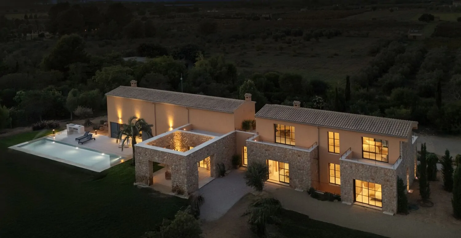 Aerial photograph at night