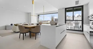 von_poll_real_estate_property_ES253745555_01_image_1