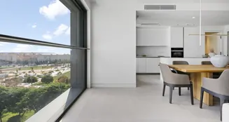 von_poll_real_estate_property_ES253745555_01_image_4