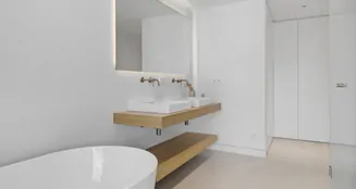 von_poll_real_estate_property_ES253745555_01_image_6