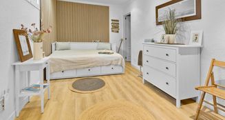 von_poll_real_estate_property_ES253745567_image_10
