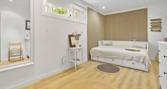 von_poll_real_estate_property_ES253745567_image_11