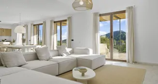 von_poll_real_estate_property_ES253745605_image_5