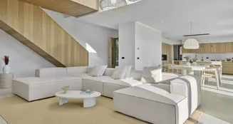 von_poll_real_estate_property_ES253745605_image_3