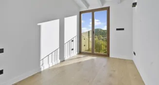 von_poll_real_estate_property_ES253745605_image_40