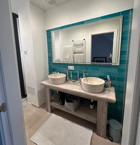 Badezimmer im ersten Stock