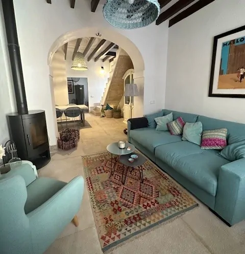 Eingangsbereich und Wohnzimmer