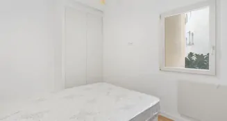 von_poll_real_estate_property_ES253745651_image_4