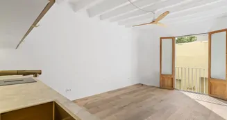 von_poll_real_estate_property_ES253745651_image_2