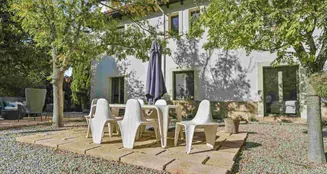 von_poll_real_estate_property_ES253745634_image_15