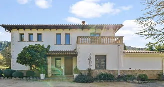 von_poll_real_estate_property_ES253745634_image_1