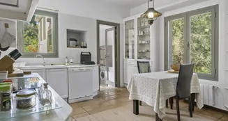 von_poll_real_estate_property_ES253745634_image_6