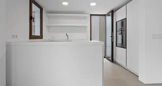 von_poll_real_estate_property_ES253745663_image_2