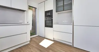 von_poll_real_estate_property_ES253745674_image_9