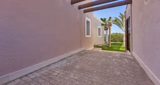 von_poll_real_estate_property_ES253745674_image_21