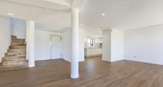 von_poll_real_estate_property_ES253745674_image_6