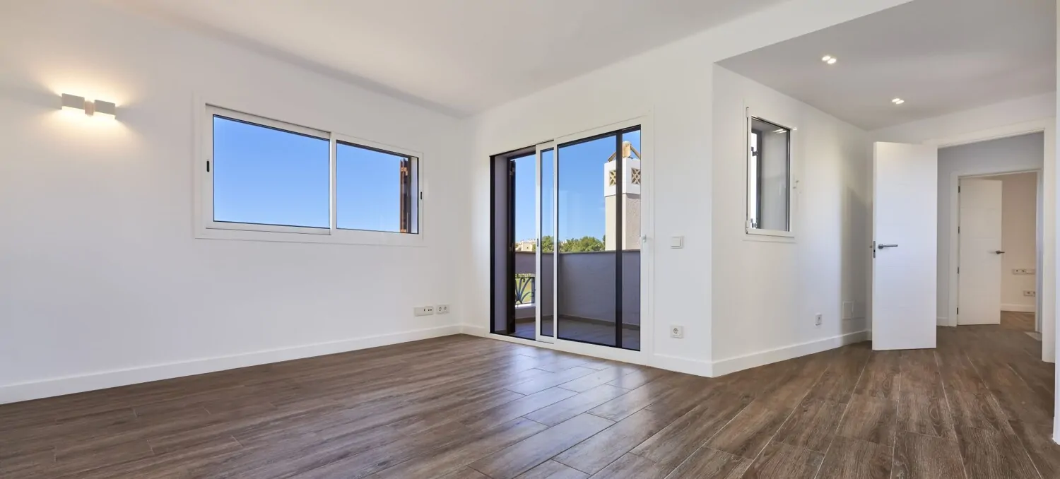 Bedroom in the first floor