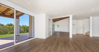 von_poll_real_estate_property_ES253745674_image_55