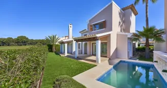 von_poll_real_estate_property_ES253745674_image_50