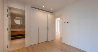 von_poll_real_estate_property_ES253745684_image_45