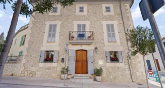 von_poll_real_estate_property_ES253745693_image_0