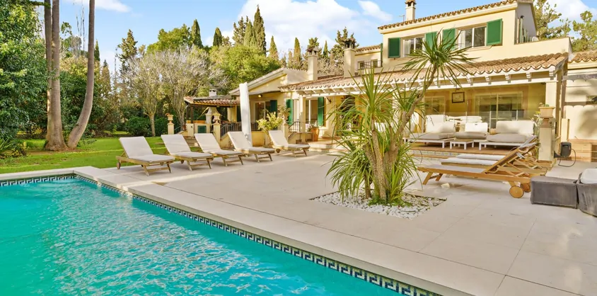 von Poll Immobilien GmbH