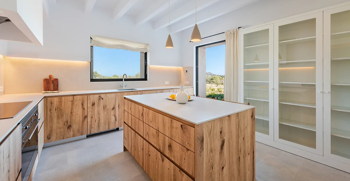 Spektakuläre-Finca-mit-großem-Pool-in-Selva-15