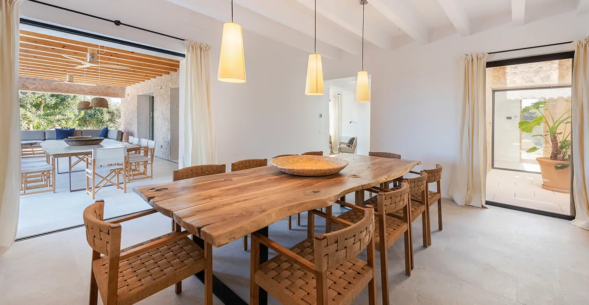 Spektakuläre-Finca-mit-großem-Pool-in-Selva-17