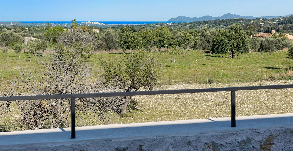 Spektakuläre-Finca-mit-großem-Pool-in-Selva-26