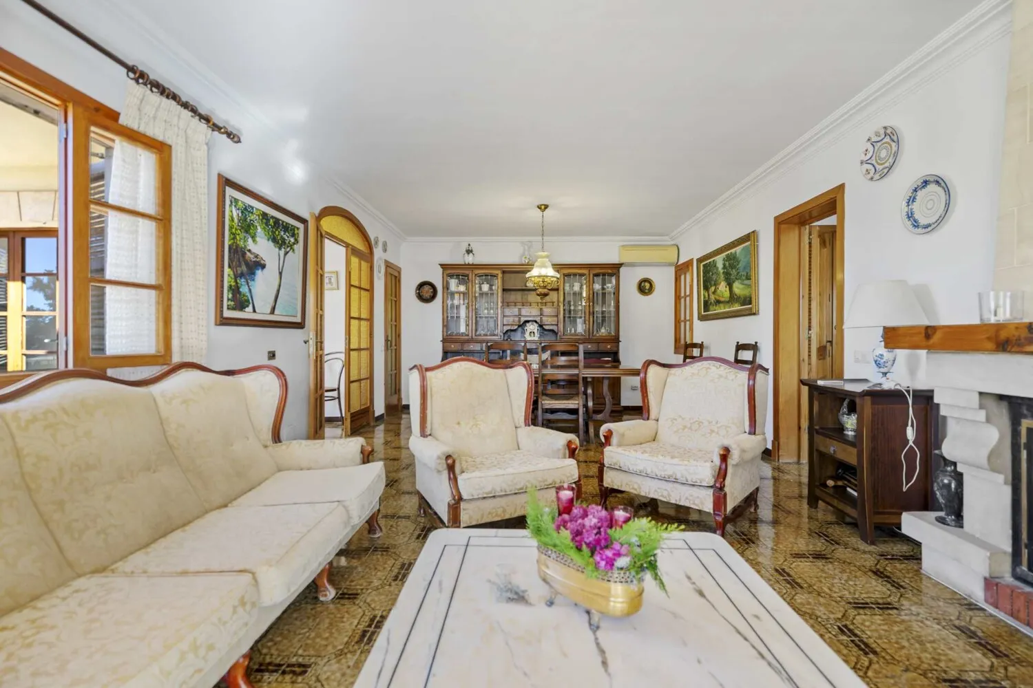 Blick ins Wohnzimmer