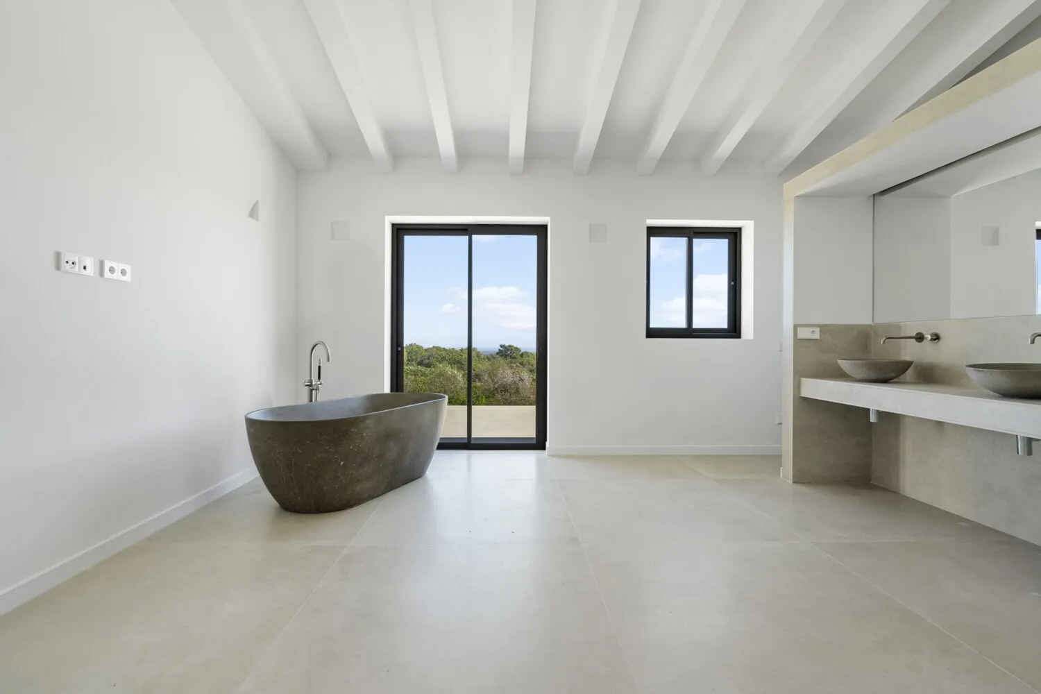 Bañera independiente