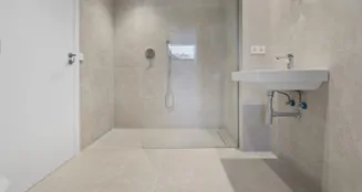 von_poll_real_estate_property_ES263745757_01_image_38