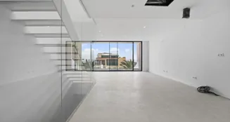 von_poll_real_estate_property_ES263745757_02_image_19