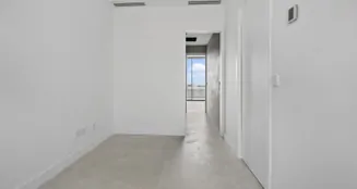 von_poll_real_estate_property_ES263745757_03_image_4