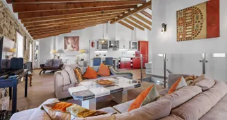 von_poll_real_estate_property_ES253745693_image_31