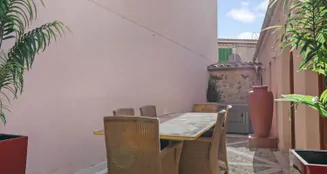 von_poll_real_estate_property_ES253745693_image_59