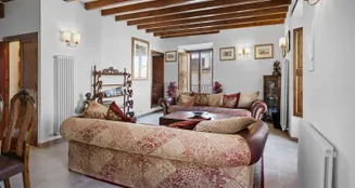 von_poll_real_estate_property_ES253745693_image_39