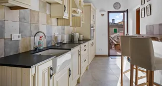 von_poll_real_estate_property_ES253745693_image_72