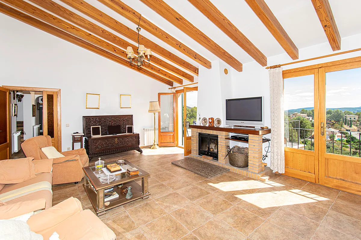 Landhaus-Aussicht-Tramuntana-Pool-Bunyola