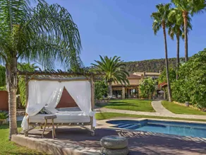 A Stunning Home with a Mediterranean Garden in Santa Eugenia