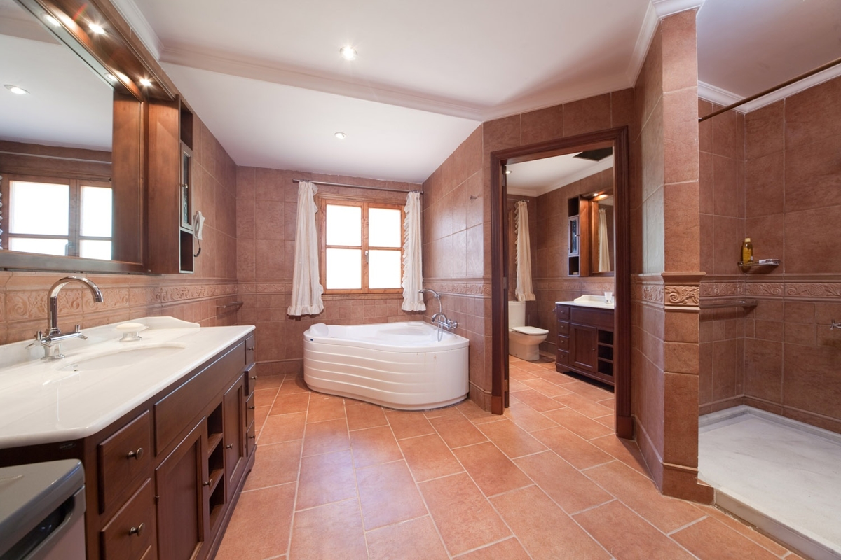 Badezimmer_Herrschaftliche_Finca_Valldemossa_original